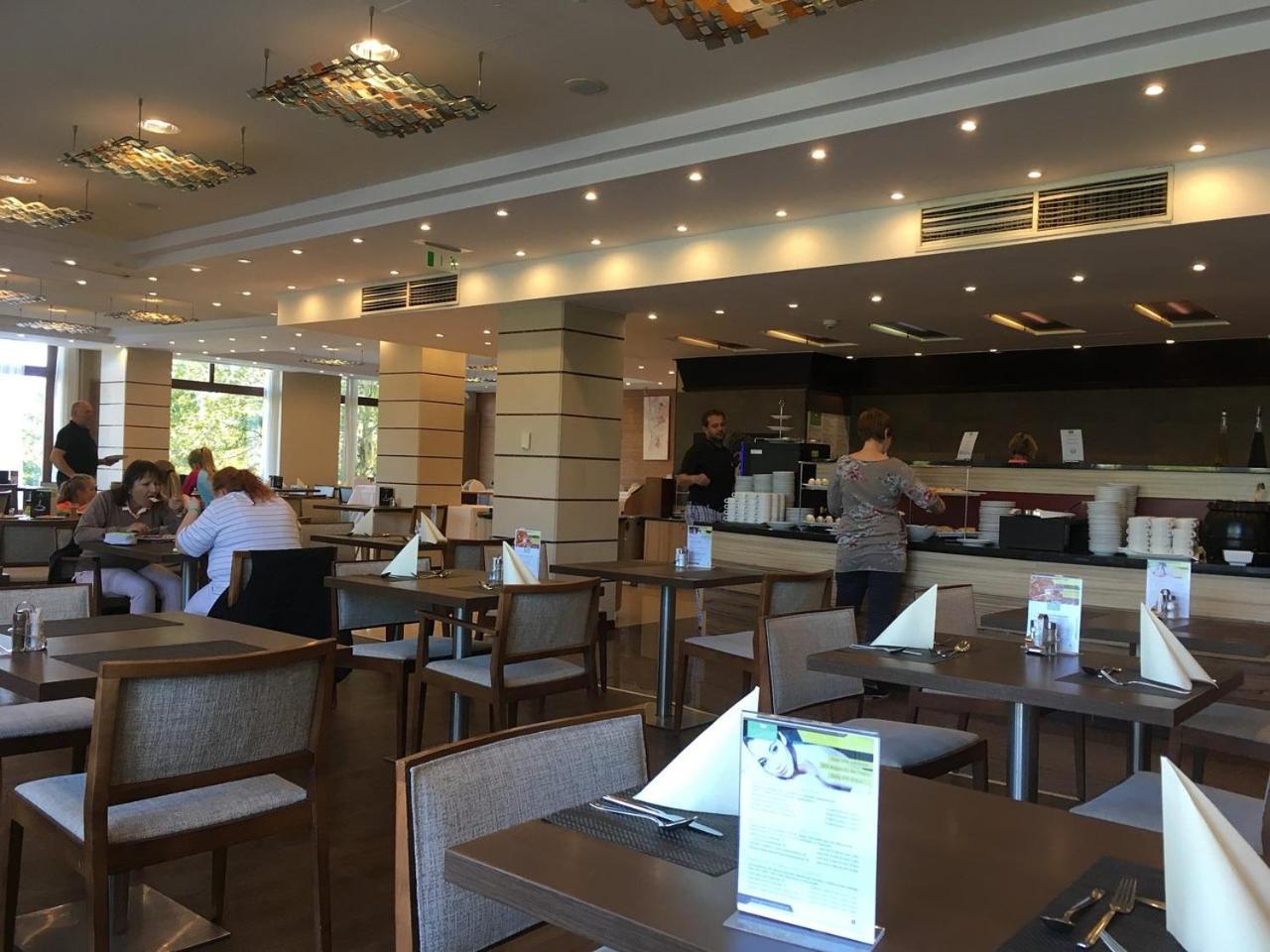 Birdland Villapark Golf View Бюк Экстерьер фото